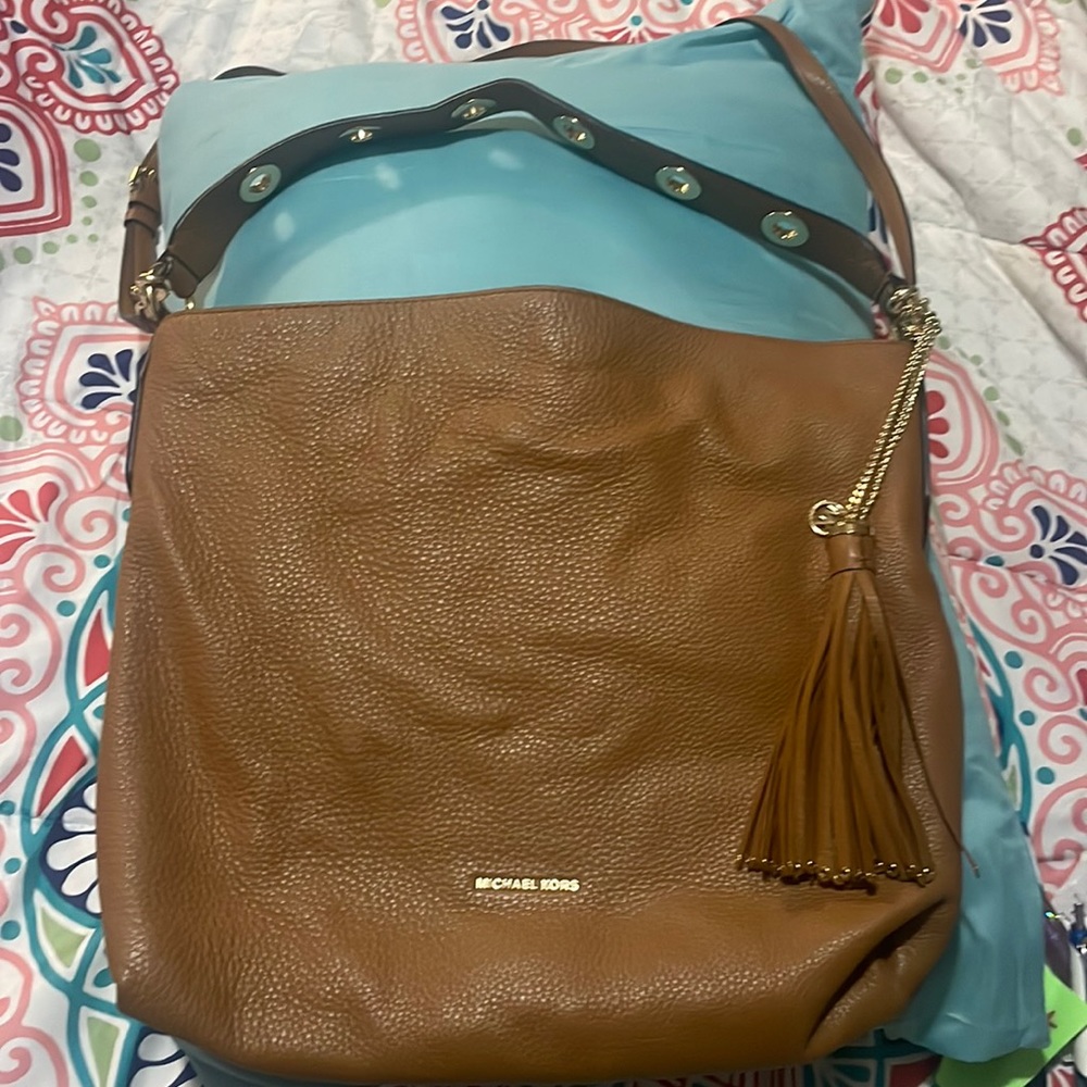 Michael Kors large shoulder/ crossbody bag